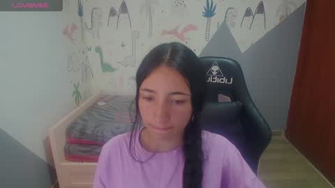 Snapshot of kimberly_thomson_t chatting on 17, 12, 2024 kimberly online show from 17, 12, 2024