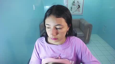 Snapshot of kimberly_thomson_t chatting on 20, 12, 2024 kimberly online show from 20, 12, 2024