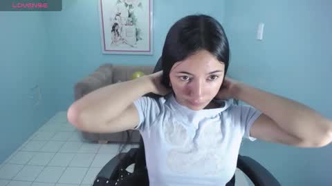 Snapshot of kimberly_thomson_t chatting on 4, 1, 2025 kimberly online show from 4, 1, 2025