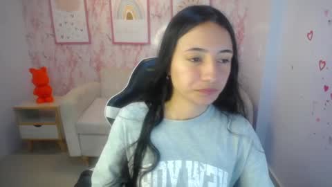 Snapshot of kimberly_thomson_t chatting on 23, 9, 2025 kimberly online show from 23, 9, 2025