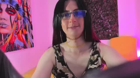 Snapshot of kimberly_thonson chatting on 5, 2, 2025 kimberly_thonson online show from 5, 2, 2025