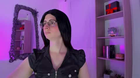 Snapshot of kimberly_thonson chatting on 16, 11, 2025 kimberly_thonson online show from 16, 11, 2025