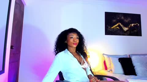 Snapshot of kimberlybanks2 chatting on 26, 2, 2025 Kimberly Banks online show from 26, 2, 2025