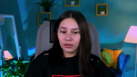 kimclarks online show from 9, 11, 2025