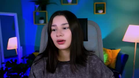 kimclarks online show from 11, 11, 2025