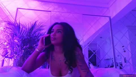 Snapshot of kimibrowny chatting on 15, 12, 2025 Kim online show from 15, 12, 2025