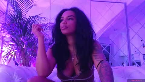 Snapshot of kimibrowny chatting on 16, 12, 2025 Kim online show from 16, 12, 2025