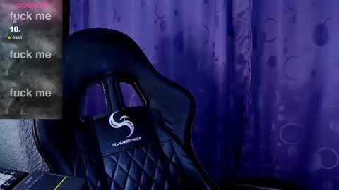 Snapshot of kimlennox_ chatting on 28, 2, 2025 online show from 28, 2, 2025