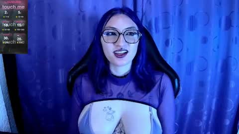 Snapshot of kimlennox_ chatting on 12, 3, 2025 online show from 12, 3, 2025