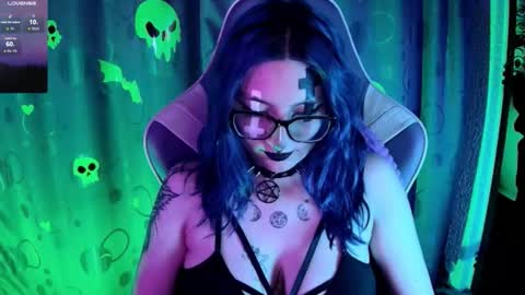 Snapshot of kimlennox_ chatting on 20, 11, 2025 online show from 20, 11, 2025