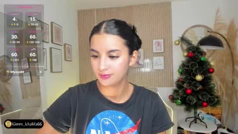 Kim  online show from 8, 1, 2025