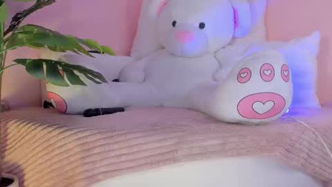 Snapshot of kimm_rosee chatting on 17, 12, 2025 Kim online show from 17, 12, 2025