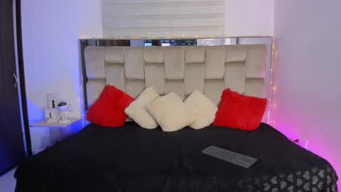 Snapshot of kimmatthews chatting on 23, 9, 2025 online show from 23, 9, 2025