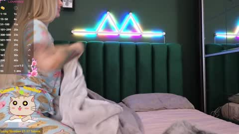 Snapshot of kimmie_ chatting on 9, 12, 2024 Kimmie online show from 9, 12, 2024