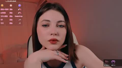 Snapshot of kimmie_shine chatting on 12, 10, 2025 Your Kimmie follow me online show from 12, 10, 2025