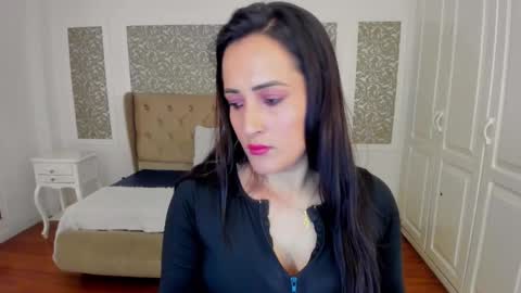 Snapshot of kimwessel_ chatting on 15, 12, 2025 Kim online show from 15, 12, 2025