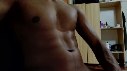 Isaac online show from 5, 10, 2025