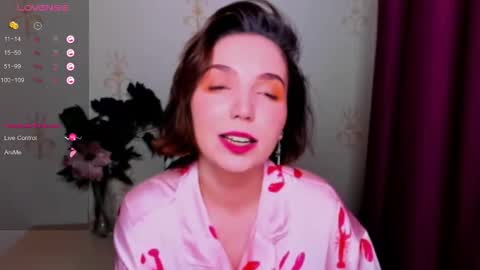 Hazel online show from 6, 10, 2025