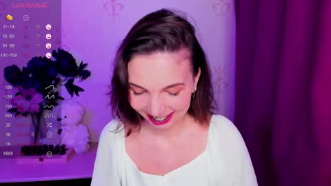 Hazel online show from 5, 3, 2026