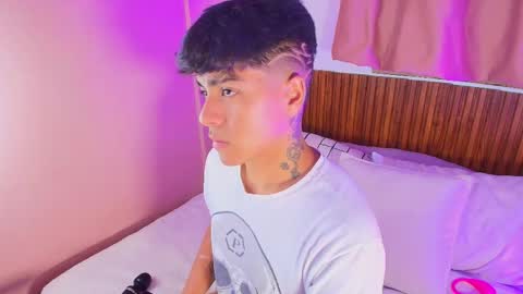 king  help me reach 100 likes online show from 21, 3, 2026