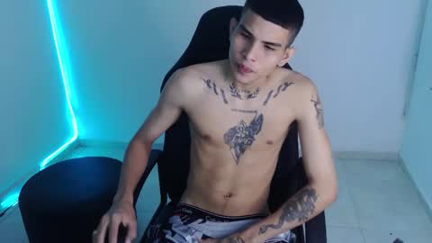 Snapshot of king_warlord chatting on 15, 12, 2025 king_warlord online show from 15, 12, 2025