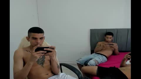 Snapshot of king_warlord chatting on 21, 3, 2026 king_warlord online show from 21, 3, 2026