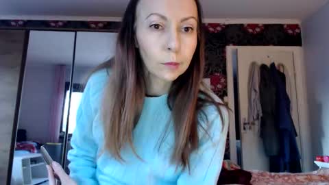 sexysexyhotwetpinkredpussy online show from 12, 4, 2026