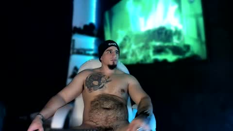 Snapshot of kingbear777 chatting on 27, 1, 2025 King Bear online show from 27, 1, 2025