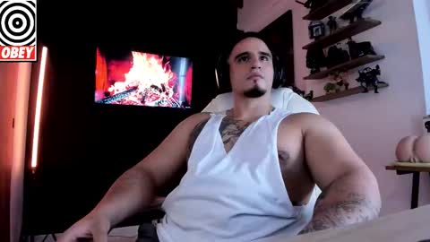 Snapshot of kingbear777 chatting on 2, 10, 2025 King Bear online show from 2, 10, 2025