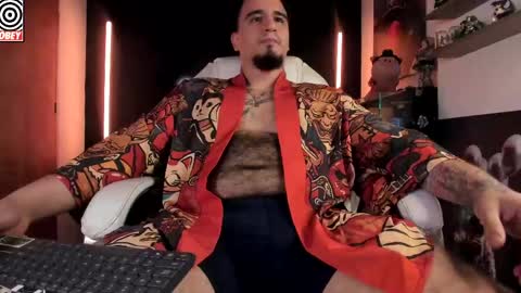 King Bear online show from 10, 4, 2026