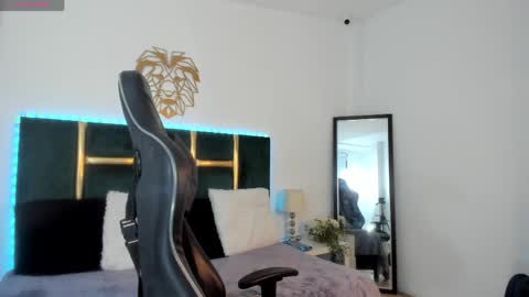 kingg_jay online show from 20, 5, 2026