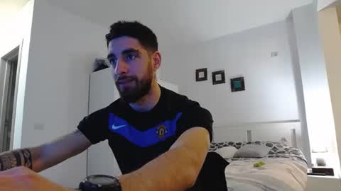 Snapshot of kingkarlos_ chatting on 4, 3, 2025 KingKarlos online show from 4, 3, 2025