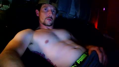 kingqueenofthesouth318 online show from 27, 4, 2026