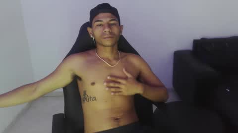 DOMINANT ALPHA KINGS online show from 8, 3, 2026