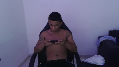 DOMINANT ALPHA KINGS online show from 17, 3, 2026