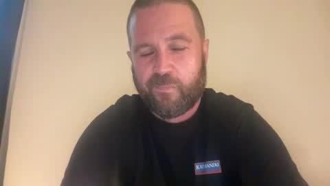 kingsizetease online show from 4, 3, 2025