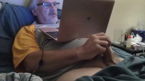 kingtongue10 online show from 8, 6, 2026