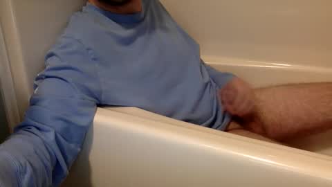 Snapshot of kinkman2223 chatting on 6, 1, 2026 kinkman2223 online show from 6, 1, 2026