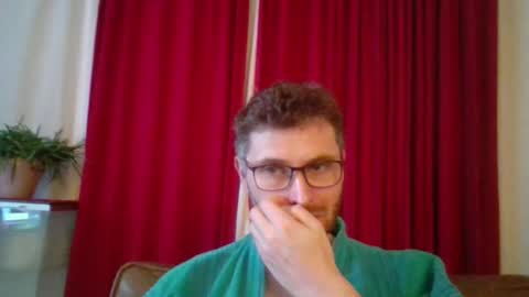 Snapshot of kinksubbydubby chatting on 12, 9, 2025 kinksubbydubby online show from 12, 9, 2025