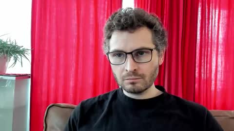 Snapshot of kinksubbydubby chatting on 1, 11, 2025 kinksubbydubby online show from 1, 11, 2025