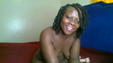 Snapshot of kinky_roey chatting on 8, 3, 2025 kinky_roey online show from 8, 3, 2025