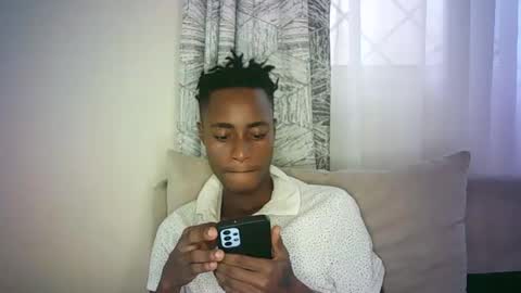 Snapshot of kinkybby_ chatting on 4, 1, 2025 kinkybby_ online show from 4, 1, 2025