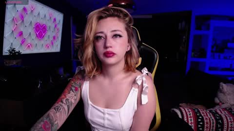  Sara  online show from 3, 1, 2025