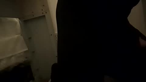 Snapshot of kinkyguy4you00 chatting on 17, 11, 2025 whateveryouwant online show from 17, 11, 2025