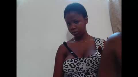 kinkyjuicexx online show from 5, 12, 2025