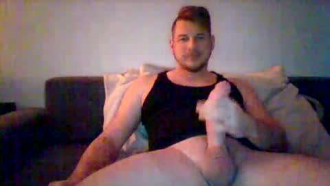 kinkylionboy online show from 4, 12, 2024