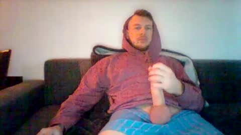 kinkylionboy online show from 22, 2, 2025