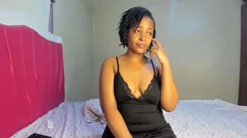 Snapshot of kinkylyla chatting on 1, 2, 2025 Kinky online show from 1, 2, 2025
