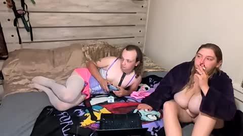 kinkyqueenandpet95 online show from 18, 10, 2025