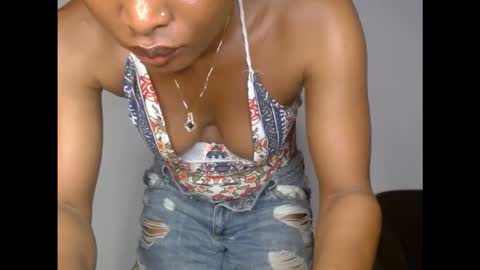 Snapshot of kinkyxxnasty chatting on 7, 11, 2025 kinkyxxnasty online show from 7, 11, 2025